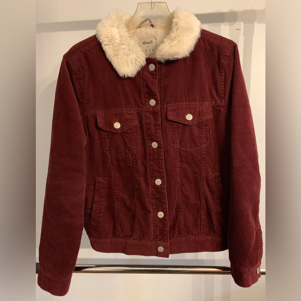 Denim & Co. Women's burgundy Corduroy Sherpa Bomber Jacket Size 10.